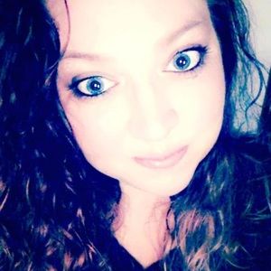 Meet your Posher, Joeline long